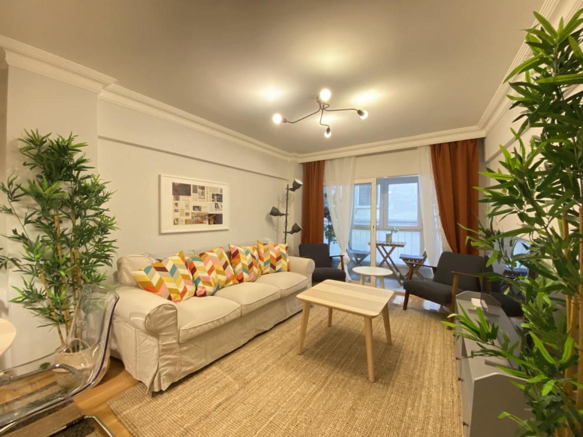 Charming And Central Flat With Balcony In Beyoglu İstanbul